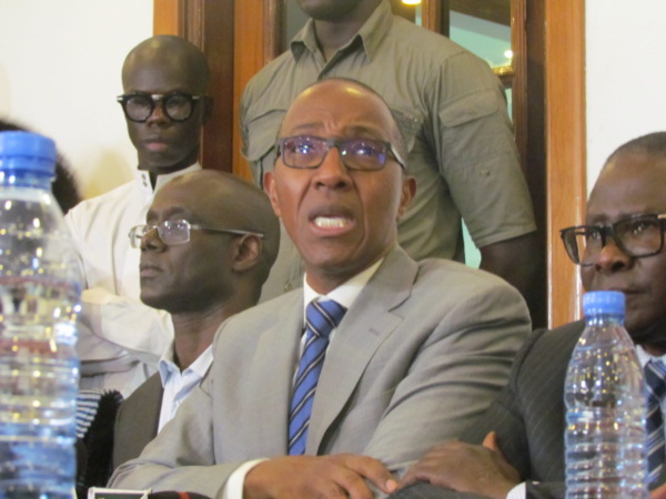 Le CRD sur les révélations de la BBC: "Nous sommes en présence d’un cas manifeste d’association de malfaiteurs..." Le CRD sur les révélations de la BBC: "Nous sommes en présence d’un cas manifeste d’association de malfaiteurs..."