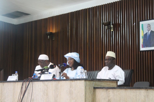 Affaire Aliou Sall: Le gouvernement dénonce le reportage "tendancieux" de la chaîne BBC Affaire Aliou Sall: Le gouvernement dénonce le reportage "tendancieux" de la chaîne BBC