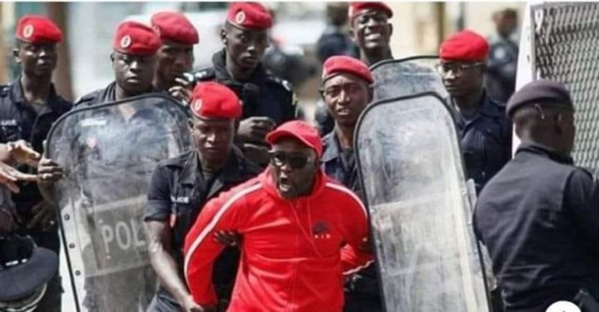 Sall-Pétro -Gaz: Voici la liste complète des manifestants arrêtés Sall-Pétro -Gaz: Voici la liste complète des manifestants arrêtés