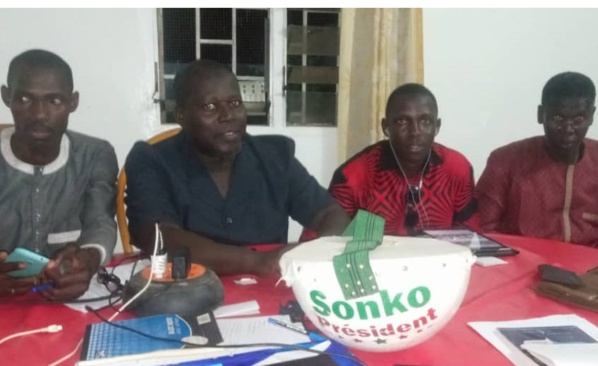 Bignona: Un collectif des "Patriotes" dénonce la gestion de leur parti... Bignona: Un collectif des "Patriotes" dénonce la gestion de leur parti...