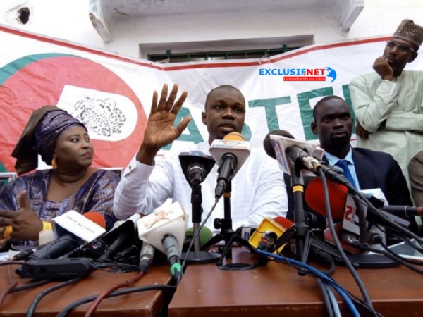 Affaire Petro-Tim : Sonko annonce une plainte contre Aliou Sall Affaire Petro-Tim : Sonko annonce une plainte contre Aliou Sall