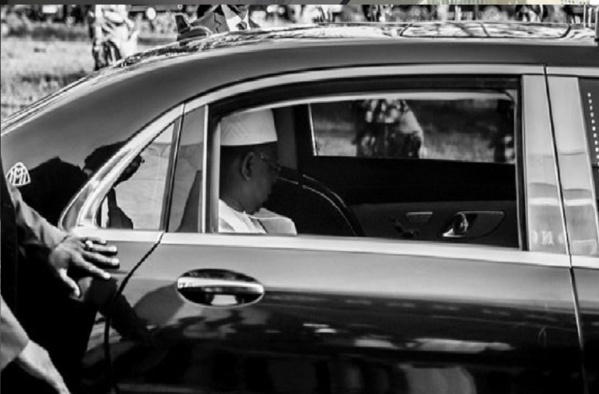 Révélation: Cette Mercedes "Maybach" a coûté près d'un milliard à l'Etat Révélation: Cette Mercedes "Maybach" a coûté près d'un milliard à l'Etat