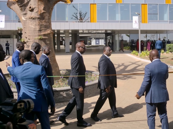 Gouvernement: Les ministres et Président partent en vacances Gouvernement: Les ministres et Président partent en vacances