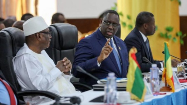 Le Sénégal adhère à la monnaie unique de la Cedeao