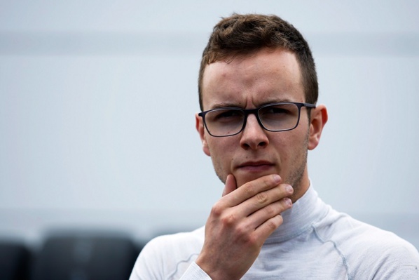 Formule 2 : le pilote automobile français Anthoine Hubert tué lors d’un accident à Spa Formule 2 : le pilote automobile français Anthoine Hubert tué lors d’un accident à Spa