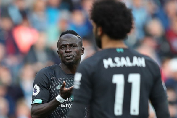 Sadio Mané énervé par Salah, l’entraîneur donne raison à... Sadio Mané énervé par Salah, l’entraîneur donne raison à...