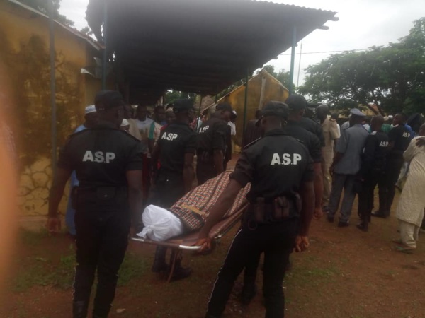 Kédougou: Inhumation d'un ASP tué par un camion malien Kédougou: Inhumation d'un ASP tué par un camion malien