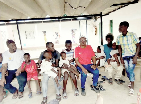 Opération gratuite de circoncision: Alpha Yaffa et le MAS enrôlent 50 enfants de Ziguinchor (Regardez) Opération gratuite de circoncision: Alpha Yaffa et le MAS enrôlent 50 enfants de Ziguinchor (Regardez)