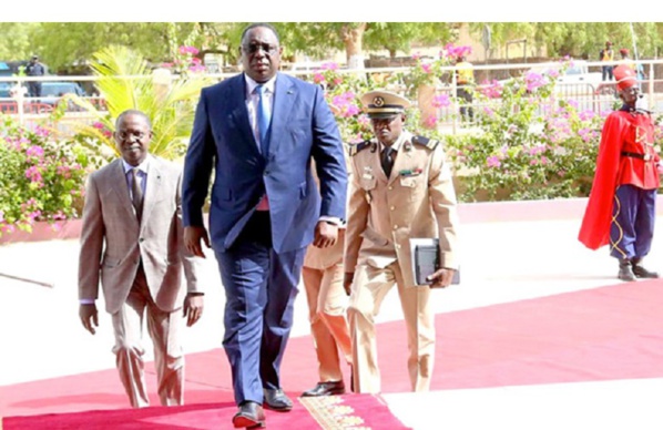 URGENT: Macky écourte son séjour au Congo et revient ce soir sur Dakar. Il convoque un conseil des ministres...