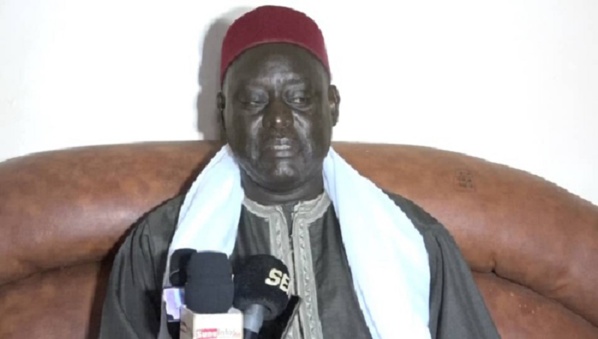 Coup de théâtre: Le Khalife de Serigne Mame Mor Diarra exige la libération du casseur du stade de Mbacké Coup de théâtre: Le Khalife de Serigne Mame Mor Diarra exige la libération du casseur du stade de Mbacké