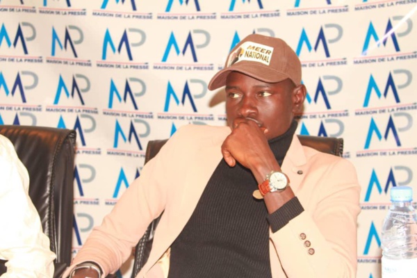 « Sonko chef de l’opposition ! Si et seulement si la capacité de mentir au Peuple et l’aptitude à prêcher le faux sont les critères mis en avant. »