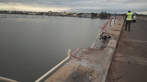 Pont Emile Badiane: il s’agit bel et bien d’une réhabilitation et non d'une...