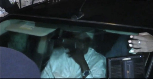 Khalifa Sall a boudé les deux véhicules mis à disposition par Me Khassimou Touré Khalifa Sall a boudé les deux véhicules mis à disposition par Me Khassimou Touré