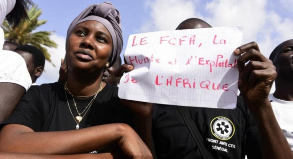 Indépendance de la Guinée, le 1er pays à avoir abandonné la monnaie coloniale