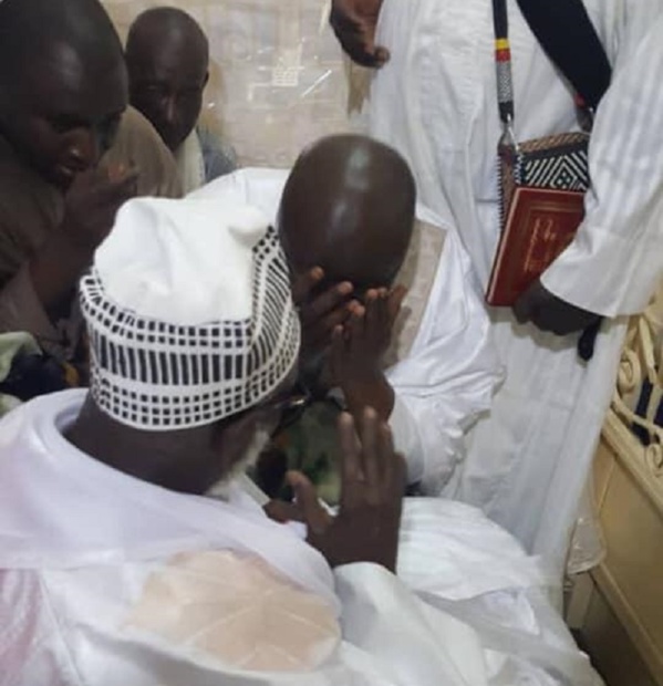 Touba : Idy craque devant le Khalif général des mourides