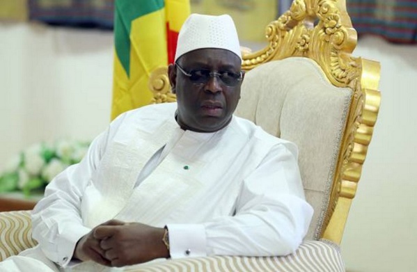 Thiaroye : La petite somme offerte par Macky Sall divise les jeunes de l'Apr