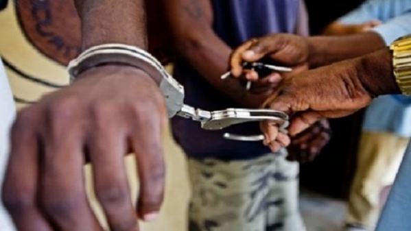 Affaire des 750Kg de cocaïne: Mbaye Athie arrêté Affaire des 750Kg de cocaïne: Mbaye Athie arrêté