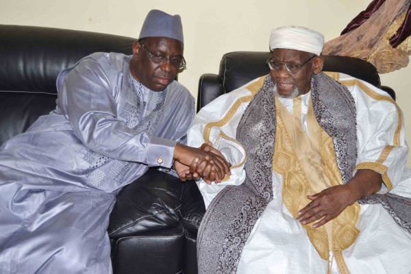 Le Khalif général des Niassènes rappelle à Macky Sall ses promesses: "Jusqu'à présent on attend..."