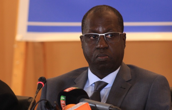 COP 25 de Madrid: Macky tance Abdoul Karim Sall et réduit sa délégation de 100 à 15 participants COP 25 de Madrid: Macky tance Abdoul Karim Sall et réduit sa délégation de 100 à 15 participants