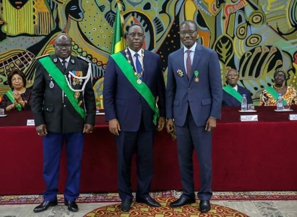 Le journaliste Sada Kane décoré "Grand Officier de l'Ordre du Mérite"