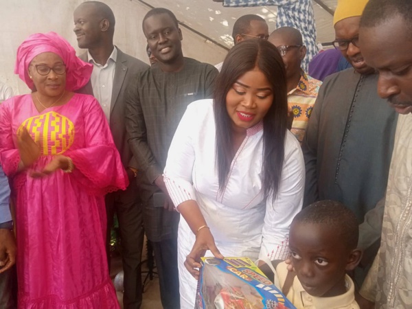 Fatoumata Niang Ba: «L’éducation est l’arme la plus puissante qu’on puisse utiliser pour changer le monde» Fatoumata Niang Ba: «L’éducation est l’arme la plus puissante qu’on puisse utiliser pour changer le monde»