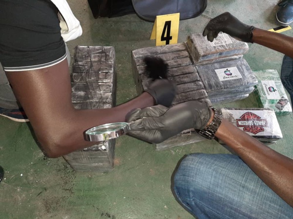 Port de Dakar: Nouvelle saisie de cocaïne d'une valeur de 9,6 milliards Port de Dakar: Nouvelle saisie de cocaïne d'une valeur de 9,6 milliards