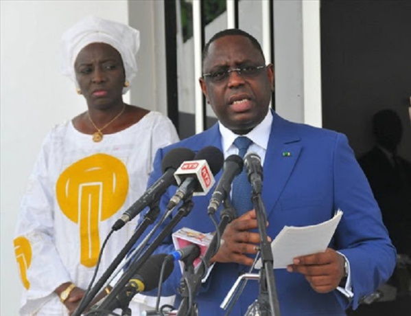Achat de véhicules au CESE: Grosse colère de Macky contre Aminata Touré
