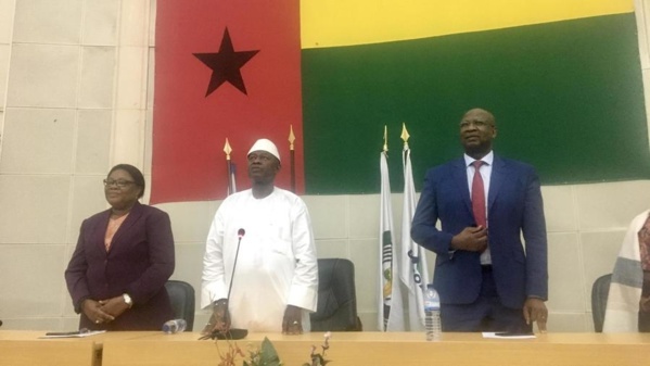 Deux présidents investis en Guinée-Bissau Deux présidents investis en Guinée-Bissau