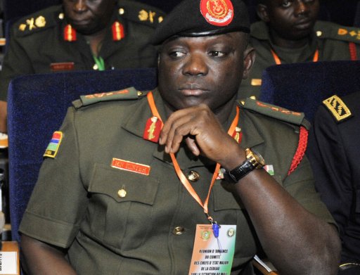 Gambie : Adama Barrow limoge son chef d’État-major des armées