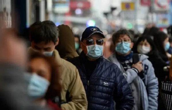 Coronavirus : Qui sont les " super-propagateurs", qui contaminent un grand nombre de personnes ?