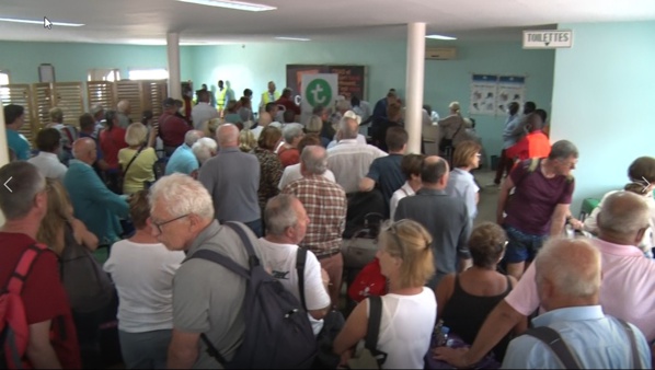 «On a ramené 148.000 Français à la maison» depuis le début du confinement, déclare le ministre des affaires étrangères