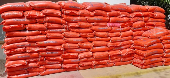 Contre le Coronavirus,  Mame Boye Diao offre 150tonnes de riz , 5.000 litres d'huile... à la population de Kolda 