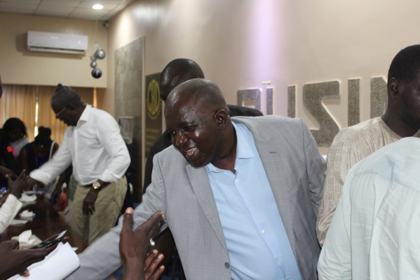 Coronavirus: Oumar Sarr est guéri Coronavirus: Oumar Sarr est guéri
