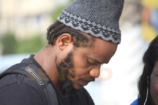 Thiat de « Y en a marre » révèle : «J’ai été abusé sexuellement…» Thiat de « Y en a marre » révèle : «J’ai été abusé sexuellement…»