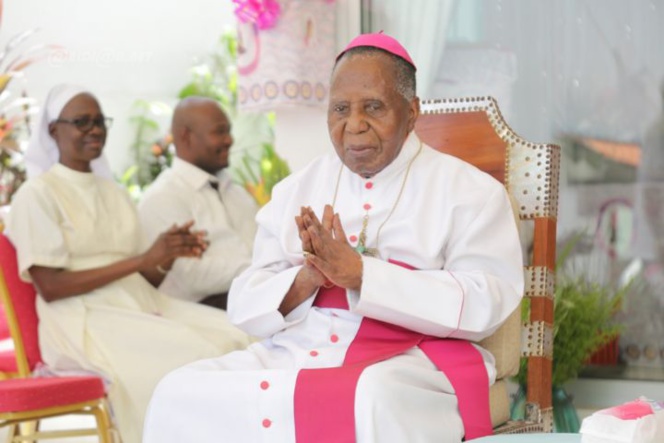 Décès de Mgr Pierre Marie Coty, auteur de l’hymne national Décès de Mgr Pierre Marie Coty, auteur de l’hymne national