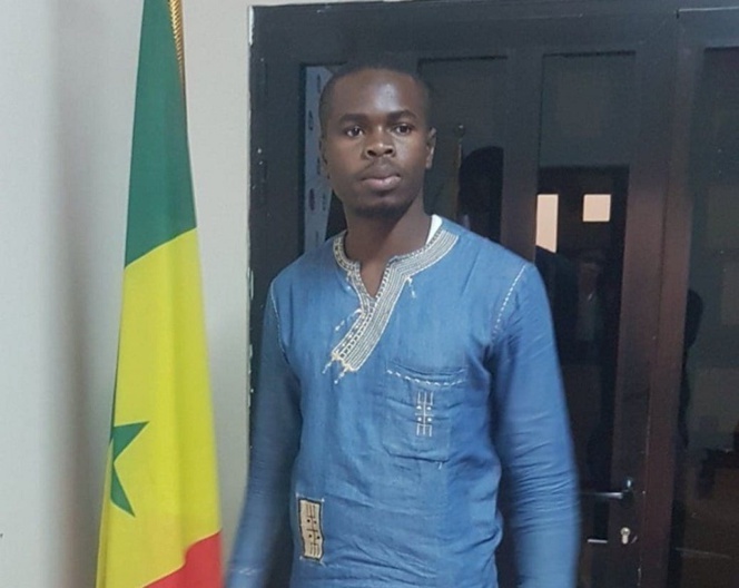 Mouhamed Fadel Gueye descend le capitaine Dieye: "Quelle tristesse de l'entendre dans un discours plein de contradictions..." Mouhamed Fadel Gueye descend le capitaine Dieye: "Quelle tristesse de l'entendre dans un discours plein de contradictions..."