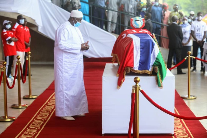 Adama Barrow rend hommage à l'ancien international Gambien, Biri Biri