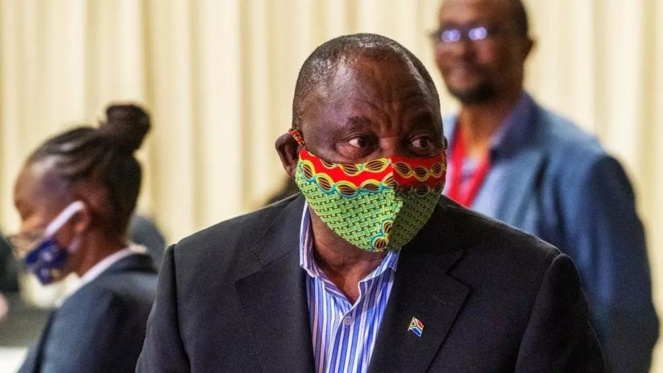Coronavirus en Afrique du Sud: polémiques et accusations de corruption