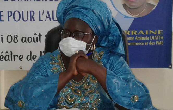 Ziguinchor: Assome Aminata Diatta encourage le E-Commence et le E-Logistique Ziguinchor: Assome Aminata Diatta encourage le E-Commence et le E-Logistique