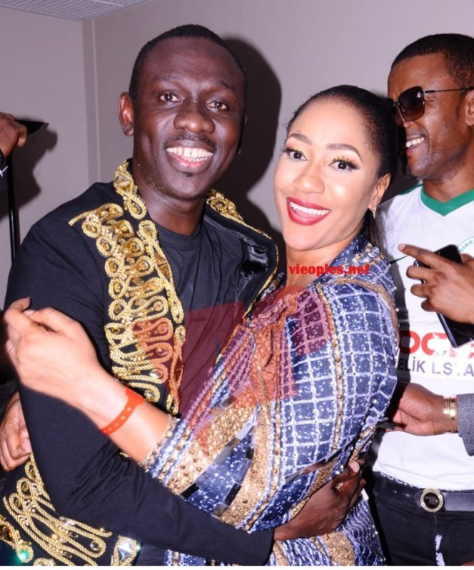 Bébé Basse sur la sortie du single Firts Lady: " mon amour Pape Diouf m'a..." Bébé Basse sur la sortie du single Firts Lady: " mon amour Pape Diouf m'a..."