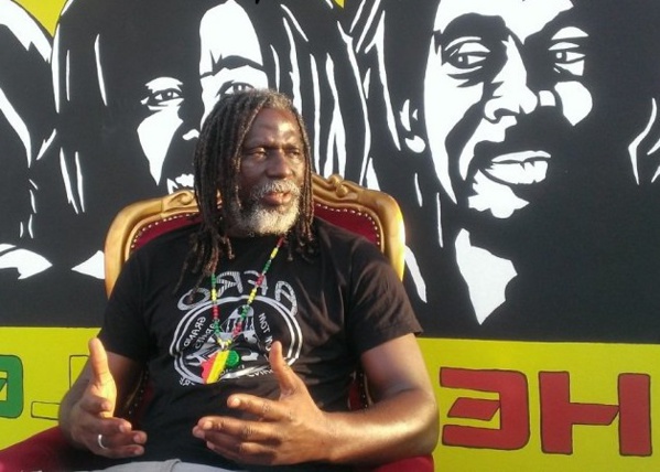 Présidentielle Ivorienne : Tiken Jah Fakoly disqualifie Gbagbo, Bédié et… Ouattara Présidentielle Ivorienne : Tiken Jah Fakoly disqualifie Gbagbo, Bédié et… Ouattara