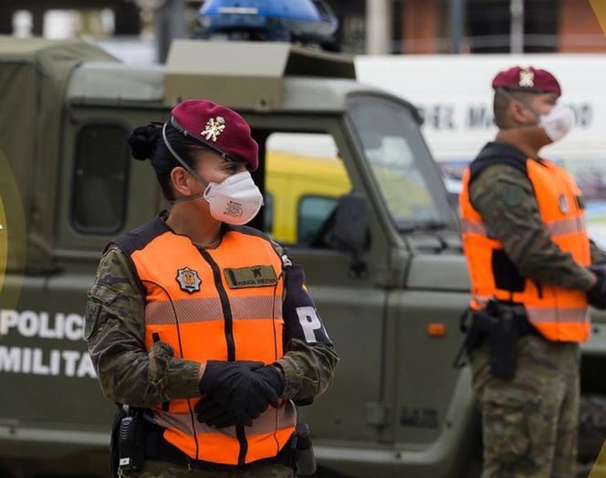 Covid-19: 25 soldats espagnols testés positifs à Dakar rapatriés Covid-19: 25 soldats espagnols testés positifs à Dakar rapatriés