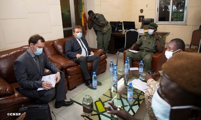 Mali: La junte veut travailler avec la Russie Mali: La junte veut travailler avec la Russie