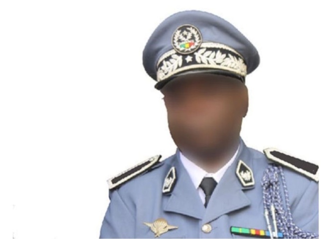 DAKAR: Un douanier a égorgé sa fille DAKAR: Un douanier a égorgé sa fille