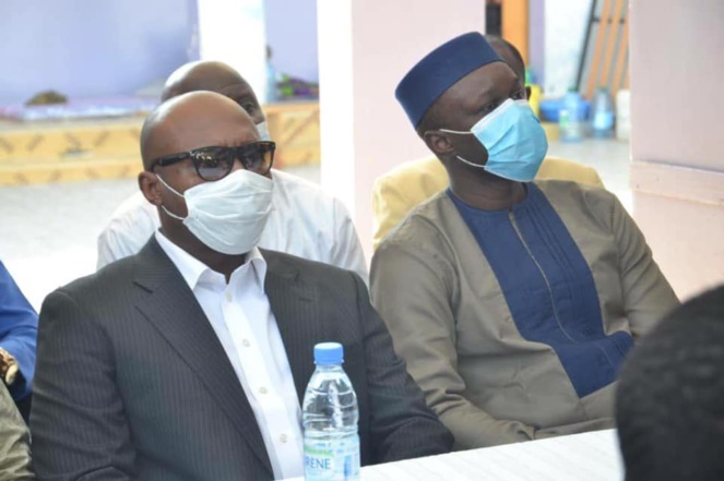 Familles déguerpies de Ouakam: Sonko, Barth et la "Sen Tv" préparent un Téléthon Familles déguerpies de Ouakam: Sonko, Barth et la "Sen Tv" préparent un Téléthon