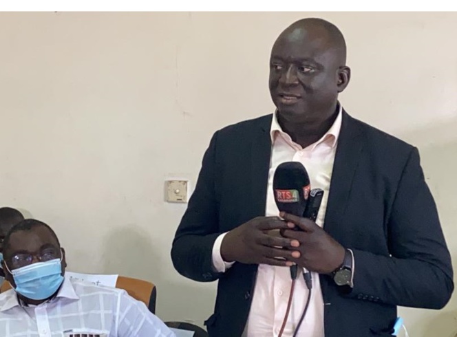 Saison 2020 2021: Le Président Seydou Sané, prend en charge les frais de transport du "CEMT Basket Club" Saison 2020 2021: Le Président Seydou Sané, prend en charge les frais de transport du "CEMT Basket Club"