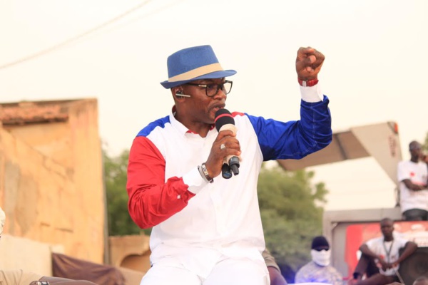 Me Moussa Diop se rebelle, défie Macky Sall et annonce sa candidature à la ... Me Moussa Diop se rebelle, défie Macky Sall et annonce sa candidature à la ...