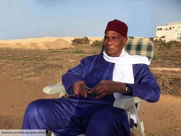 Annoncé mort par Rfi : Abdoulaye Wade réagit Annoncé mort par Rfi : Abdoulaye Wade réagit