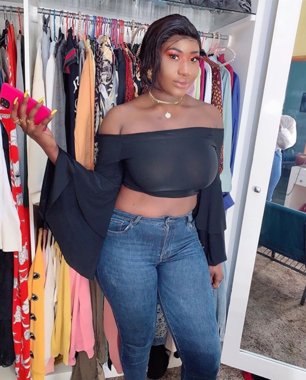 Eva Channel, enchante les internautes sénégalais Eva Channel, enchante les internautes sénégalais