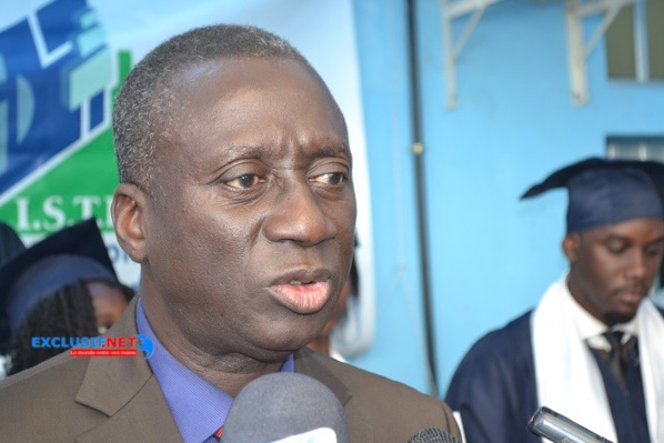 Pr Oumar Sock, nommé Président de la Commission d’évaluation des décisions... Pr Oumar Sock, nommé Président de la Commission d’évaluation des décisions...